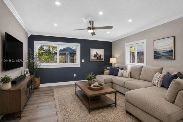 1300 N 70th Terrace, Hollywood, FL 33024