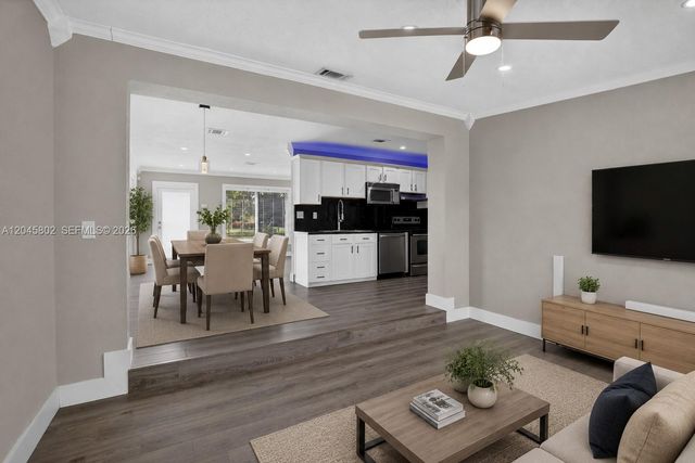 1300 N 70th Terrace, Hollywood, FL 33024