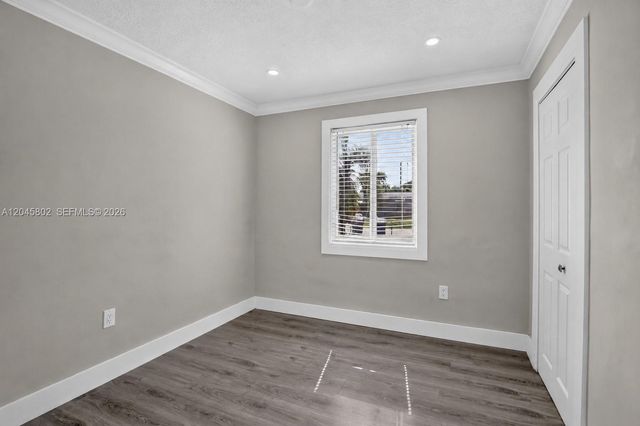 1300 N 70th Terrace, Hollywood, FL 33024