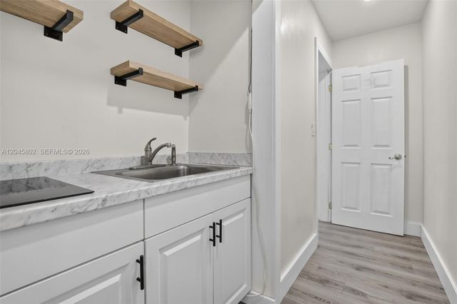 1300 N 70th Terrace, Hollywood, FL 33024