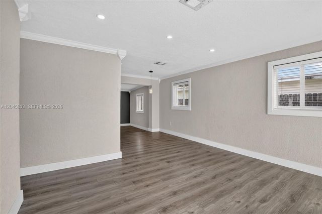 1300 N 70th Terrace, Hollywood, FL 33024