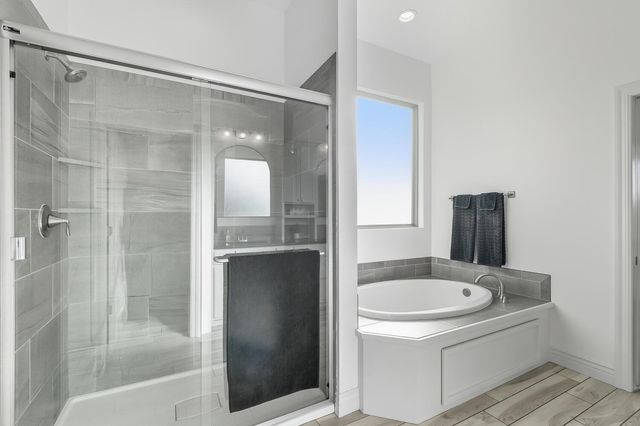 3232 N Shefford St, Wichita, KS 67205