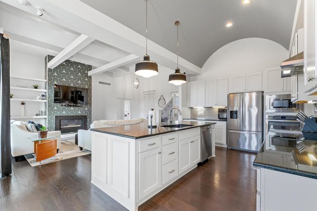 3232 N Shefford St, Wichita, KS 67205