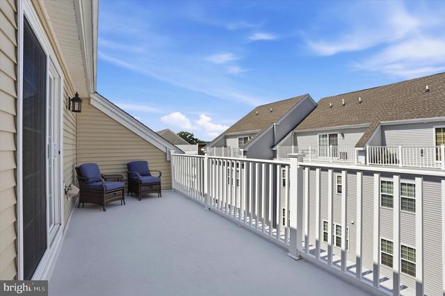 121-B HAGEN DR, Bensalem, PA 19020