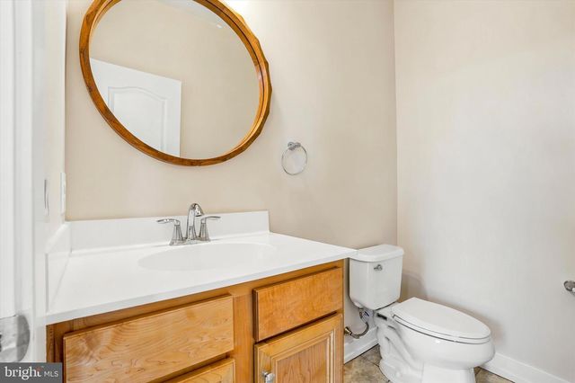121-B HAGEN DR, Bensalem, PA 19020