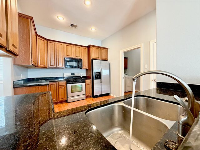 1608 Holman Street, Houston, TX 77004