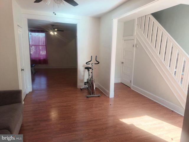 804 BONAPARTE AVE, Baltimore, MD 21218