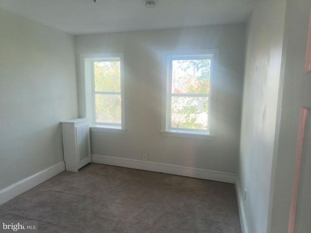 804 BONAPARTE AVE, Baltimore, MD 21218