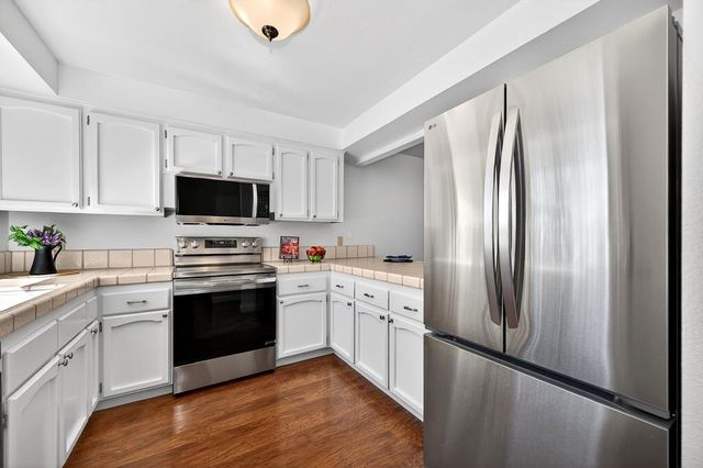 2268 Windward Ln, Rancho Cordova, CA 95670