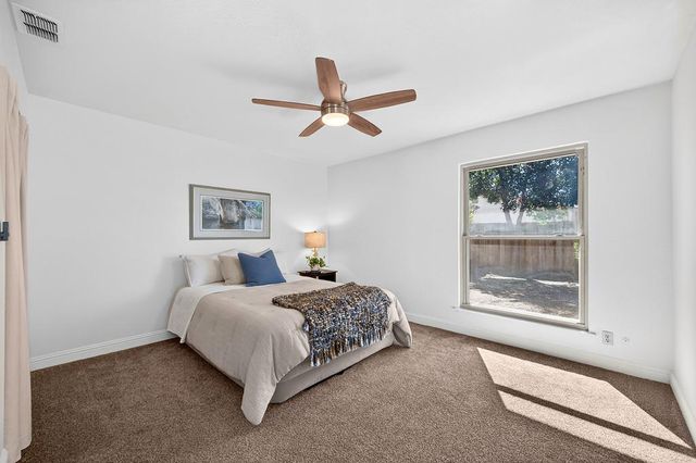 2268 Windward Ln, Rancho Cordova, CA 95670