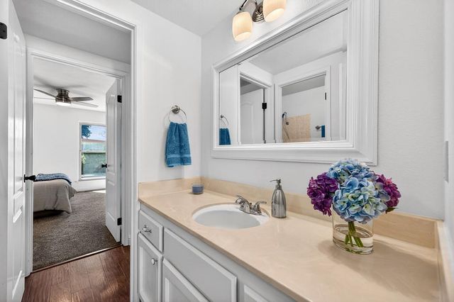 2268 Windward Ln, Rancho Cordova, CA 95670