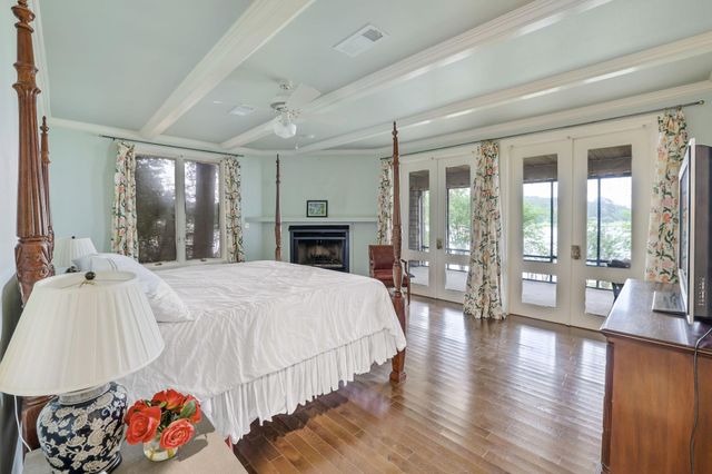 425 Old Fm 224, Coldspring, TX 77331