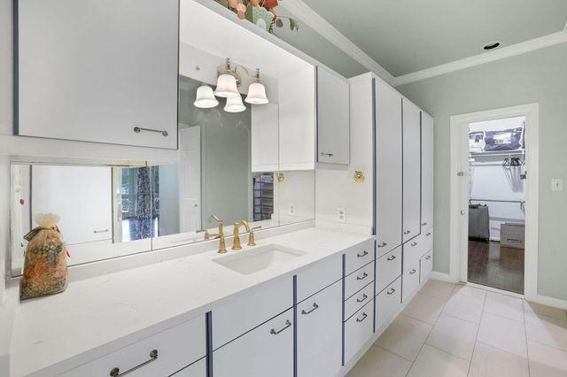425 Old Fm 224, Coldspring, TX 77331