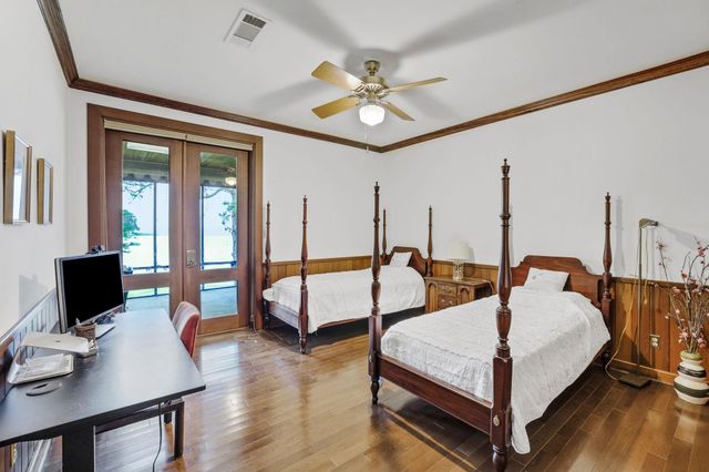 425 Old Fm 224, Coldspring, TX 77331