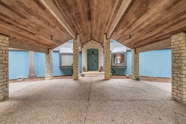 425 Old Fm 224, Coldspring, TX 77331