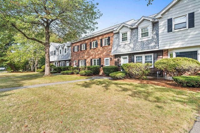 95 Pilgrim Cir 95, Methuen, MA 01844