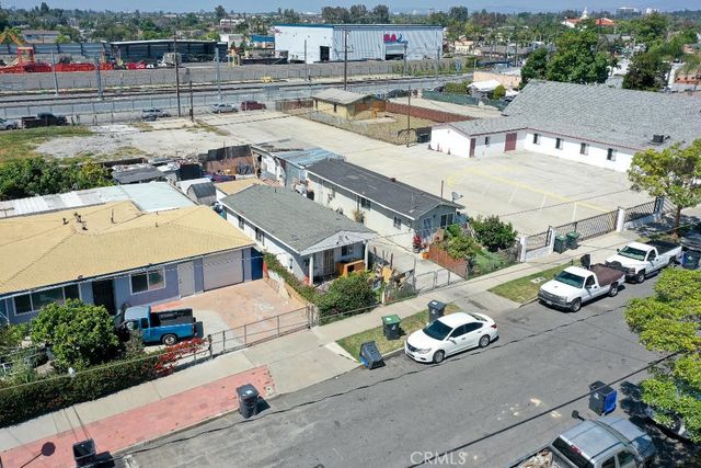 1831 W 3rd, Santa Ana, CA 92703
