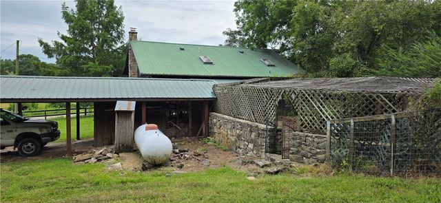 2046 Hwy 268, Yellville, AR 72687