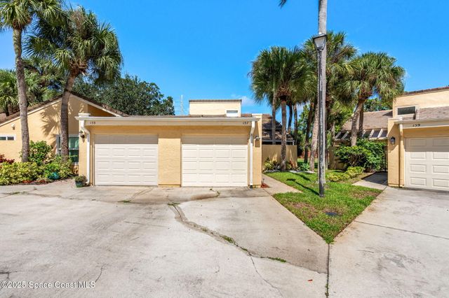 157 Eton Circle, Melbourne, FL 32940