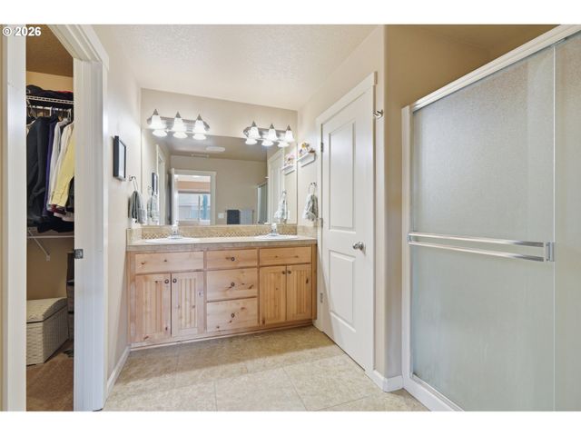 3805 Nw 122ND St, Vancouver, WA 98685