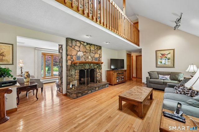 46 Stonegate Drive, Wethersfield, CT 06109