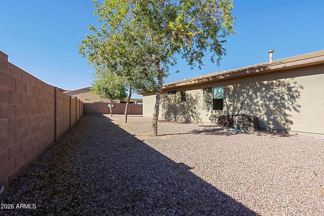 20862 N SEQUOIA CREST Drive, Surprise, AZ 85387