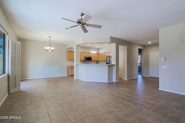 20862 N SEQUOIA CREST Drive, Surprise, AZ 85387