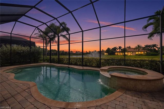 6646 Costa CIR, Naples, FL 34113