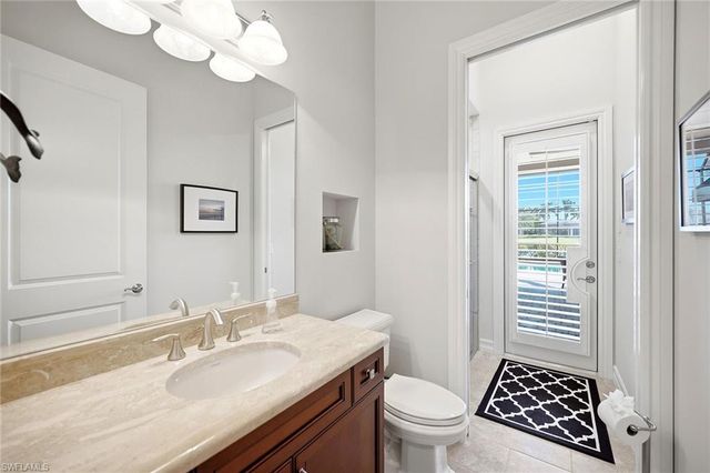 6646 Costa CIR, Naples, FL 34113