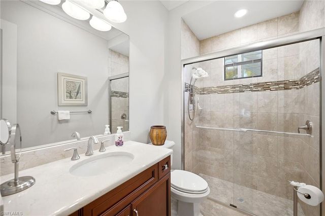 6646 Costa CIR, Naples, FL 34113