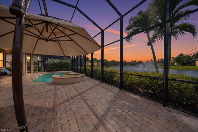 6646 Costa CIR, Naples, FL 34113