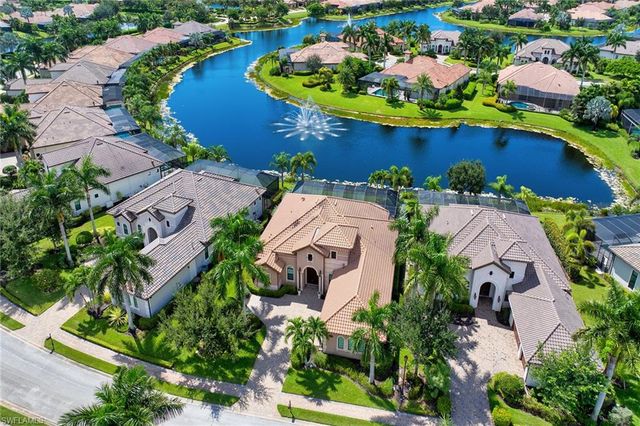 6646 Costa CIR, Naples, FL 34113