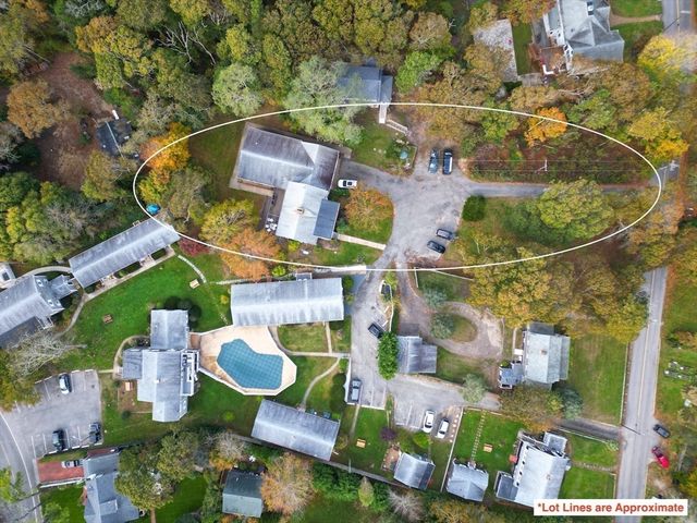 11 Macs Lane, Tisbury, MA 02568