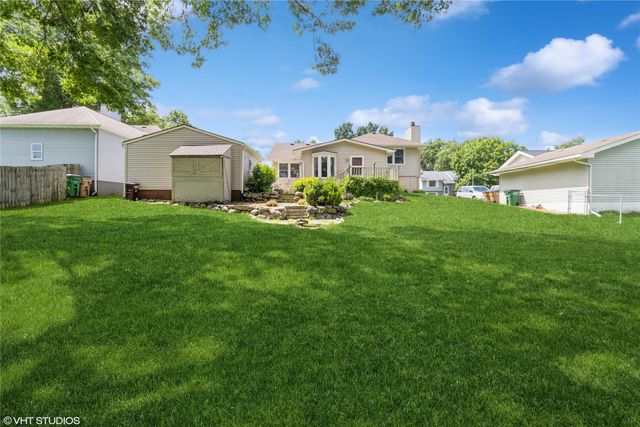 805 Parkview Lane, Carlisle, IA 50047