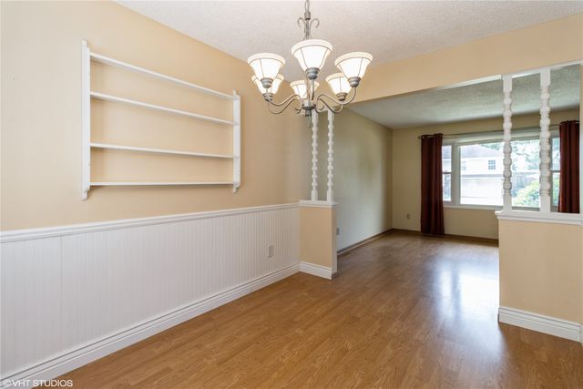 805 Parkview Lane, Carlisle, IA 50047