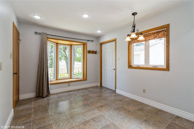 805 Parkview Lane, Carlisle, IA 50047