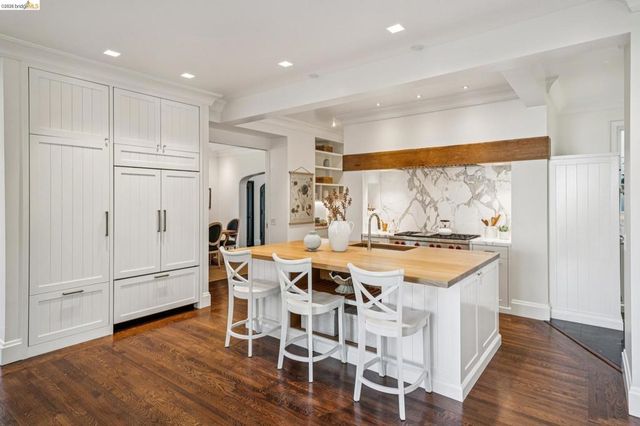 305 Sheridan Ave, Piedmont, CA 94611