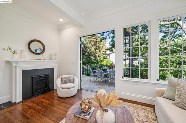 305 Sheridan Ave, Piedmont, CA 94611