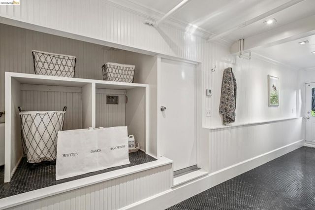 305 Sheridan Ave, Piedmont, CA 94611