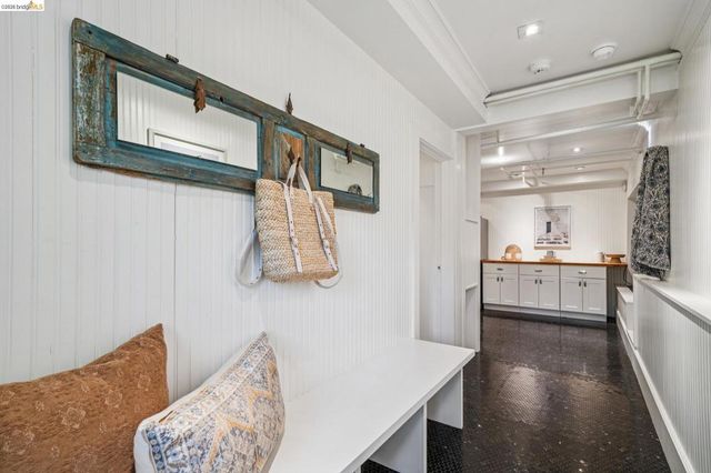 305 Sheridan Ave, Piedmont, CA 94611