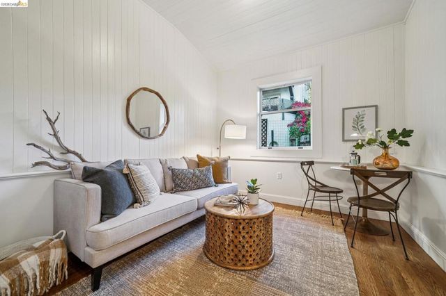 305 Sheridan Ave, Piedmont, CA 94611
