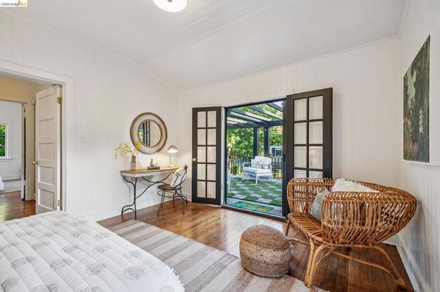 305 Sheridan Ave, Piedmont, CA 94611