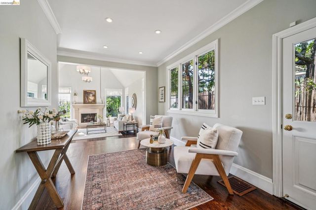 305 Sheridan Ave, Piedmont, CA 94611