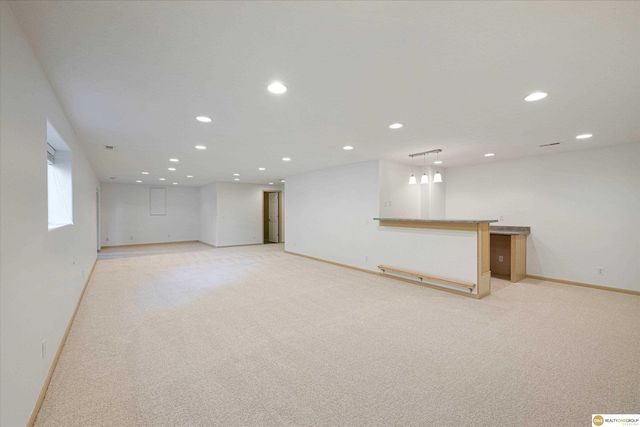 3958 S 190th Street, Omaha, NE 68130