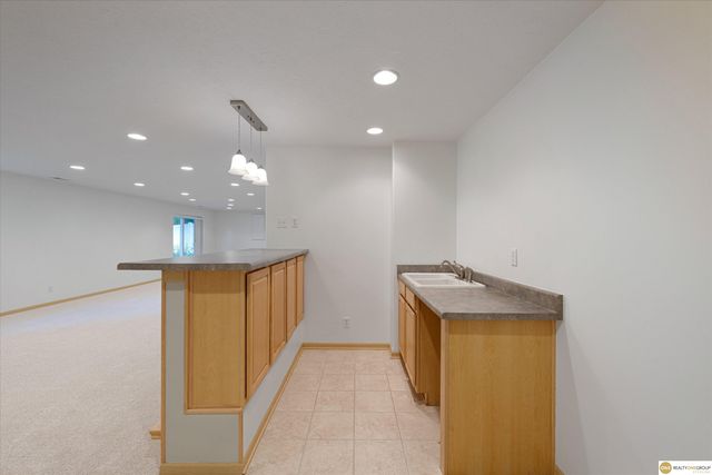 3958 S 190th Street, Omaha, NE 68130