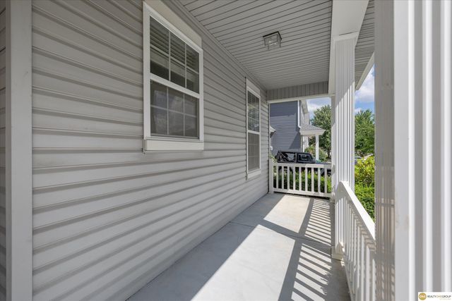 3958 S 190th Street, Omaha, NE 68130