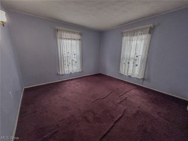 600 Robinette Court, Akron, OH 44310