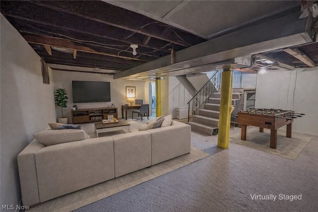 600 Robinette Court, Akron, OH 44310