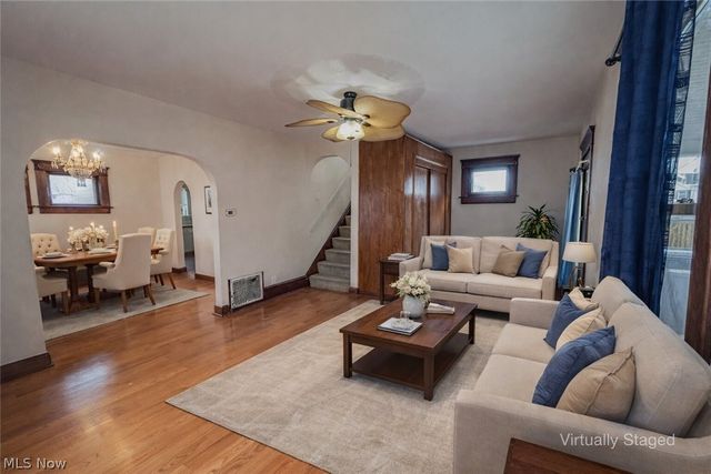 600 Robinette Court, Akron, OH 44310