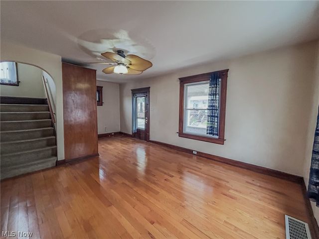 600 Robinette Court, Akron, OH 44310